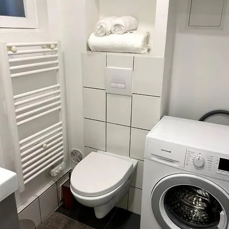 Ferienwohnung Le Petit Paris Compiègne Exterior foto